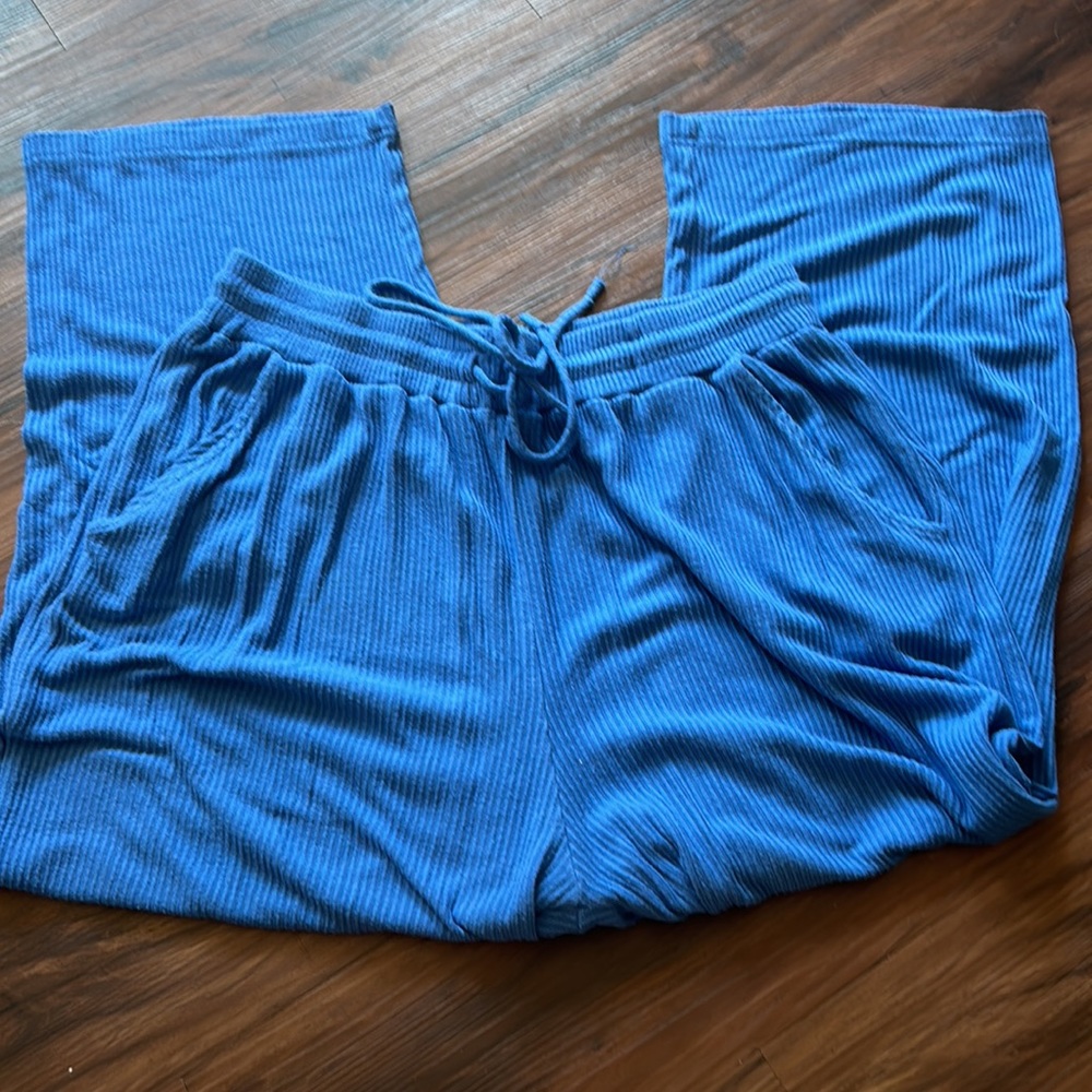 O’Neill blue loungewear set with hood and pockets - Picture 2 of 9